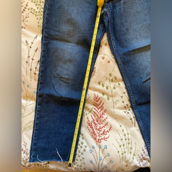 GAP Cheeky Straight High Rise jeans • size 27/4 • dark faded rinse • EUC - Picture 3 of 7